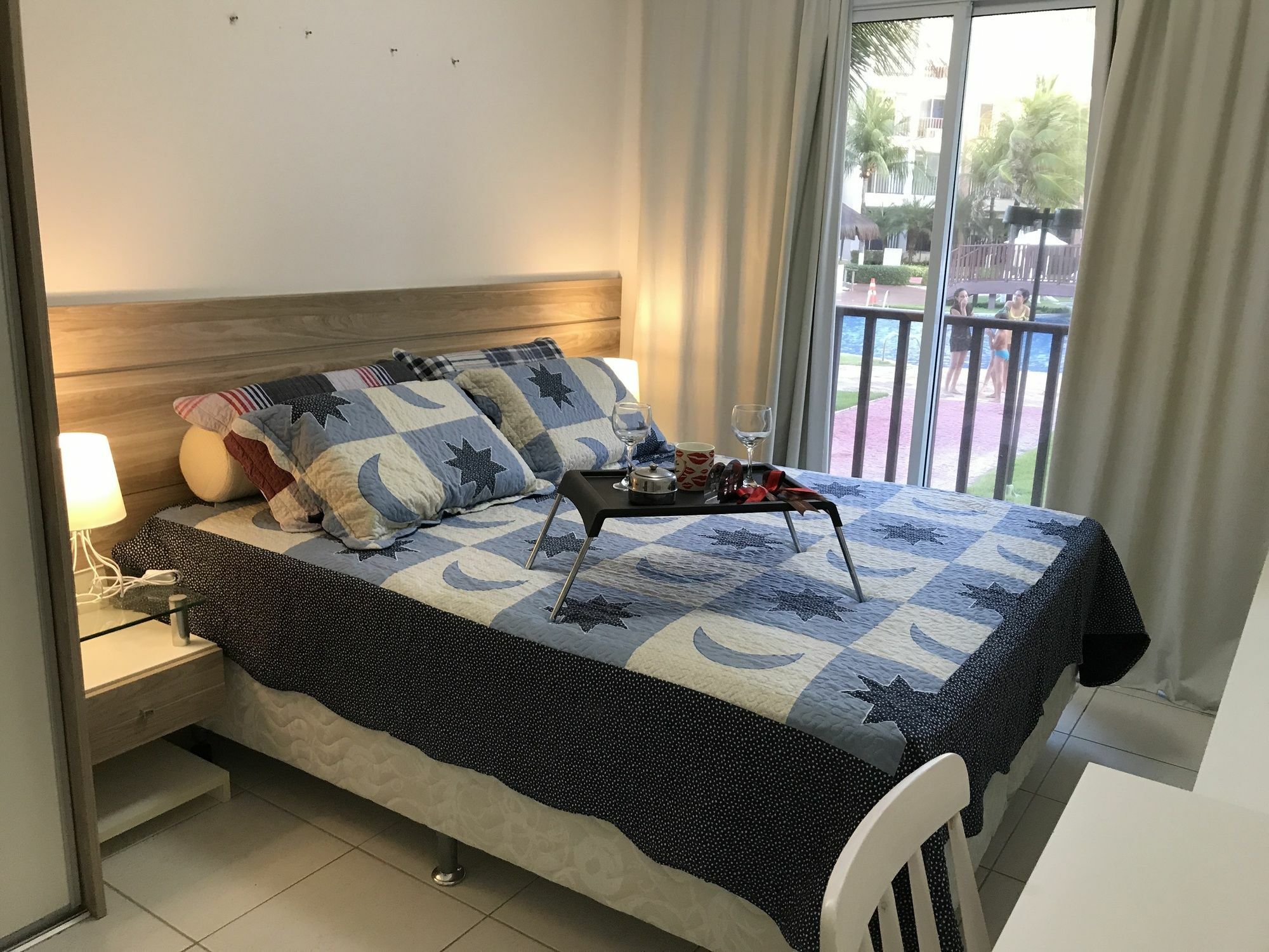 Apartment Living *